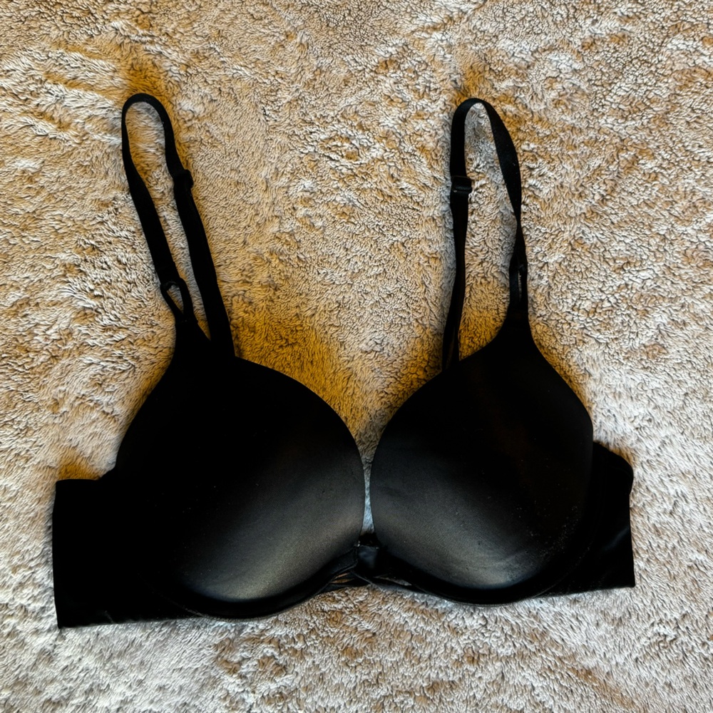 VS Bombshell bra🖤